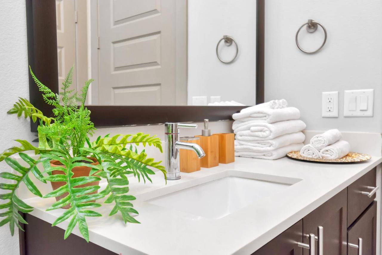 Downtown Hou 1Br Rental Car Available!! Pool Wifi Houston Luaran gambar