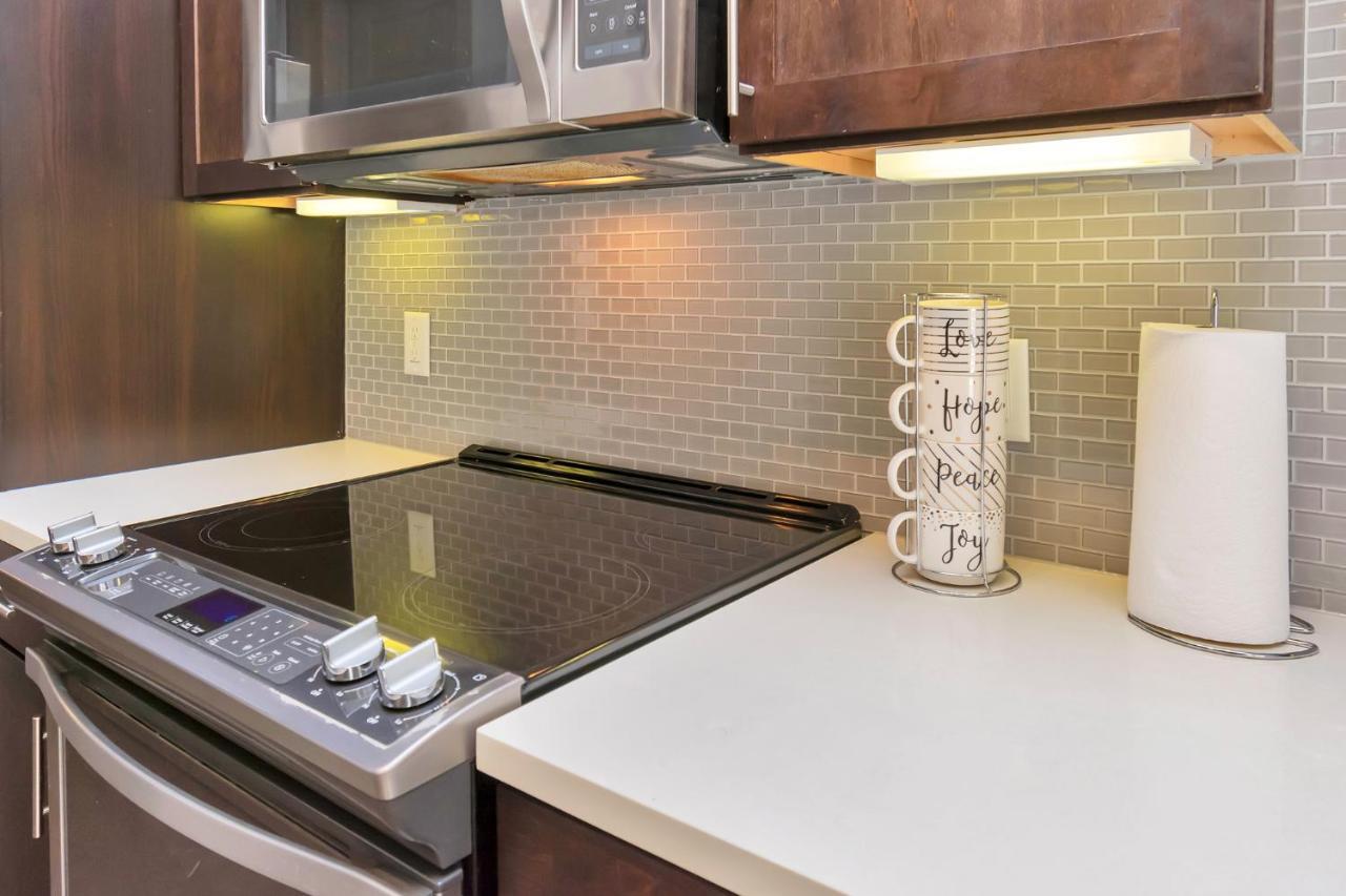 Downtown Hou 1Br Rental Car Available!! Pool Wifi Houston Luaran gambar
